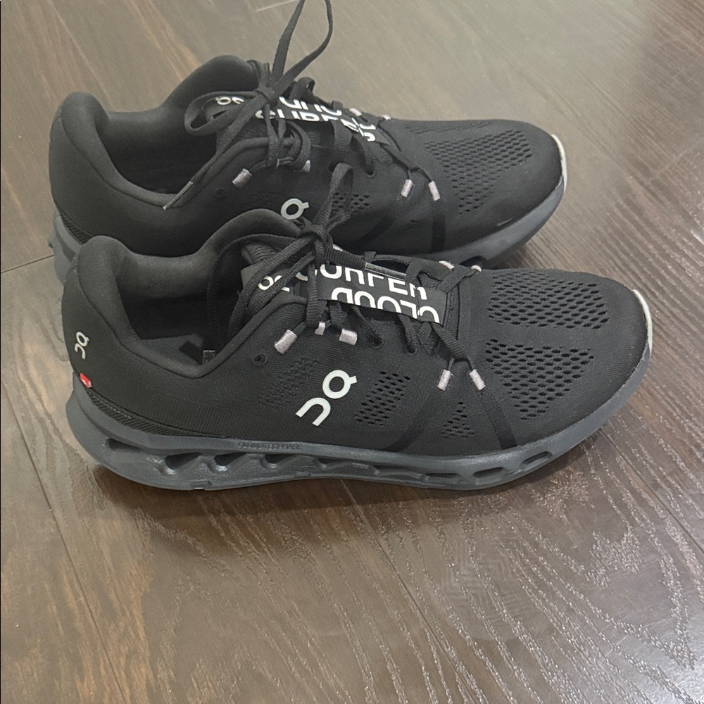 On Cloud Running Shoes for Men - Black - Picture 2 of 10
